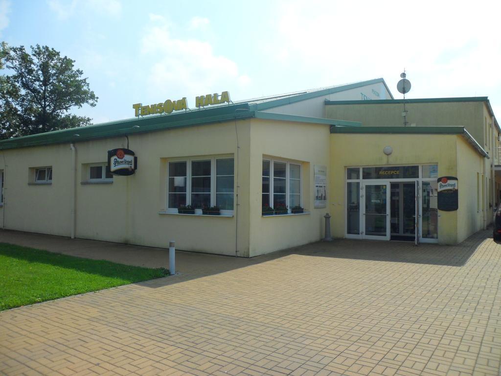 Penzion Na Kurtech Opava Bagian luar foto
