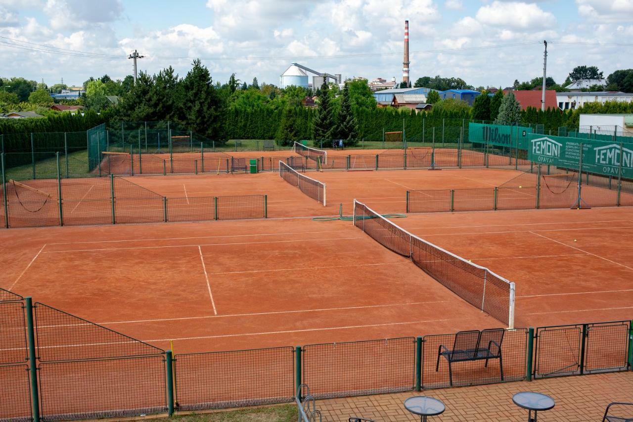 Penzion Na Kurtech Opava Bagian luar foto
