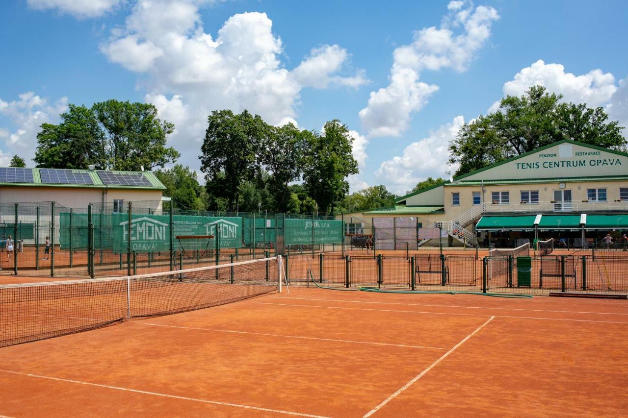 Penzion Na Kurtech Opava Bagian luar foto